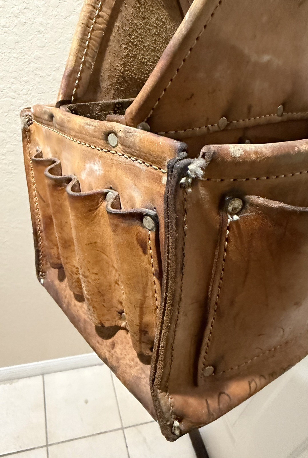LEATHER TOOL BAG service repairman Pouch CADDY electrician ideal tote vintage