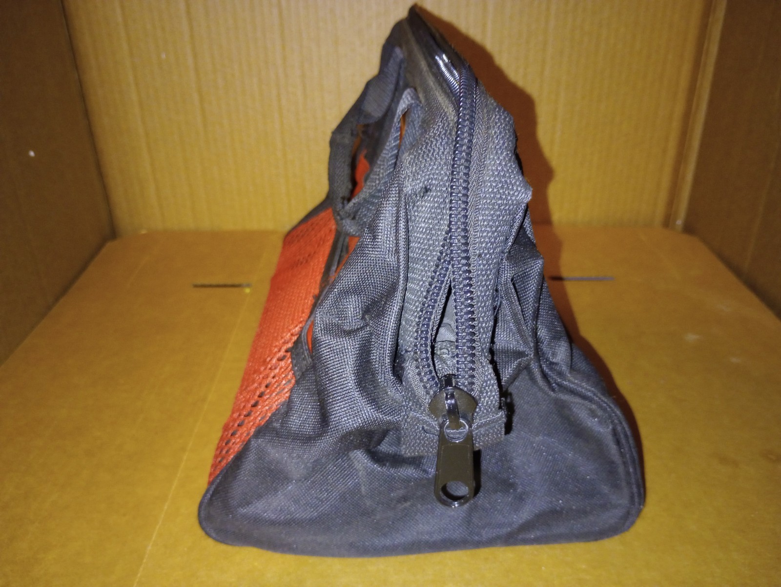 Craftsman 13″ Large Mouth Tool Bag – Black/Red