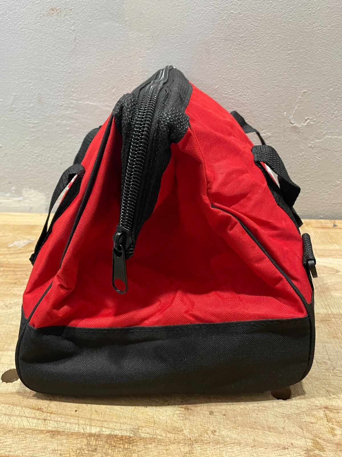 Milwaukee 17 Inch Heavy Duty Canvas Tool Bag with 6 Interior Pockets