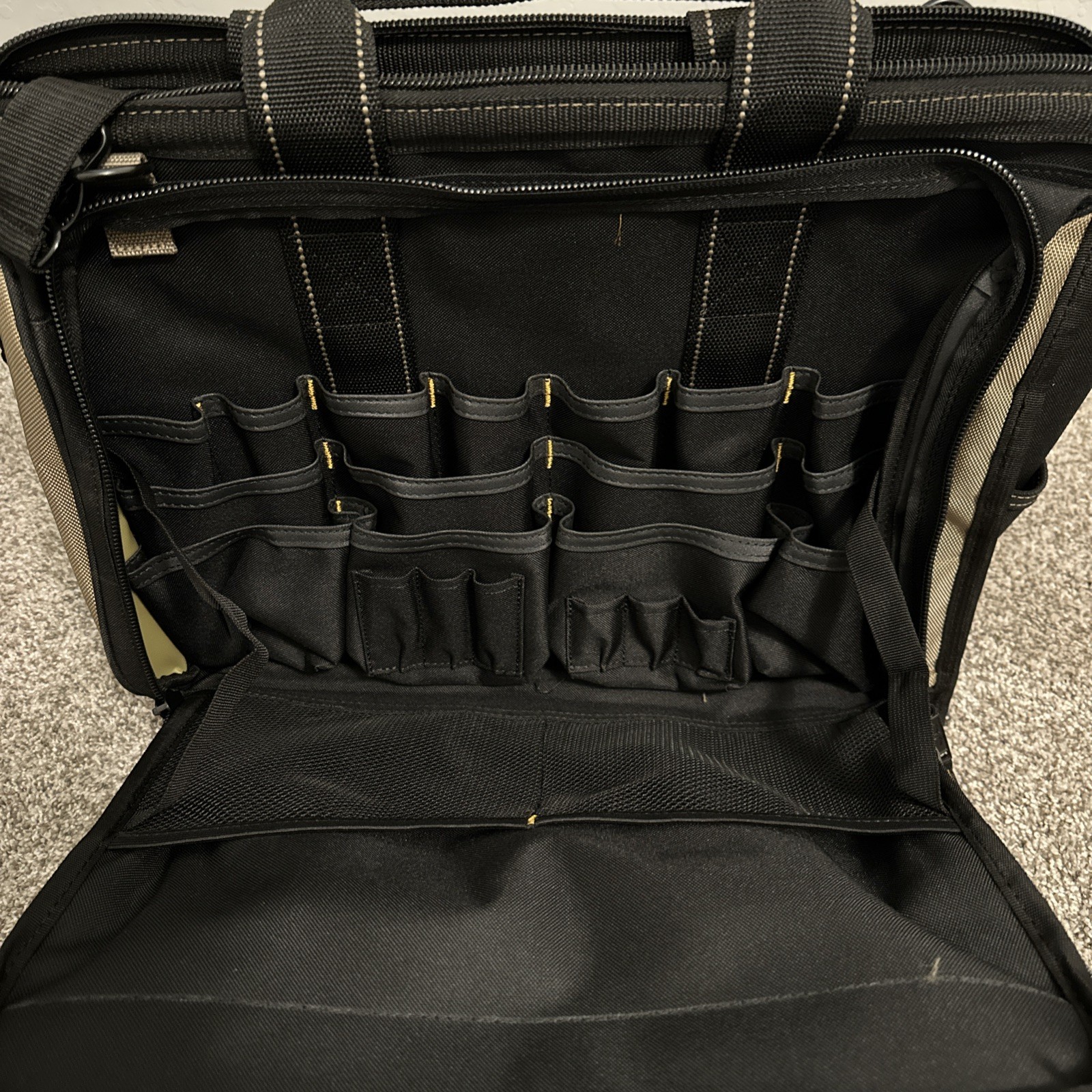 CLC 1539 50 Pocket Large 18″ Multi-Compartment Tool Bag Carrier Shoulder Strap