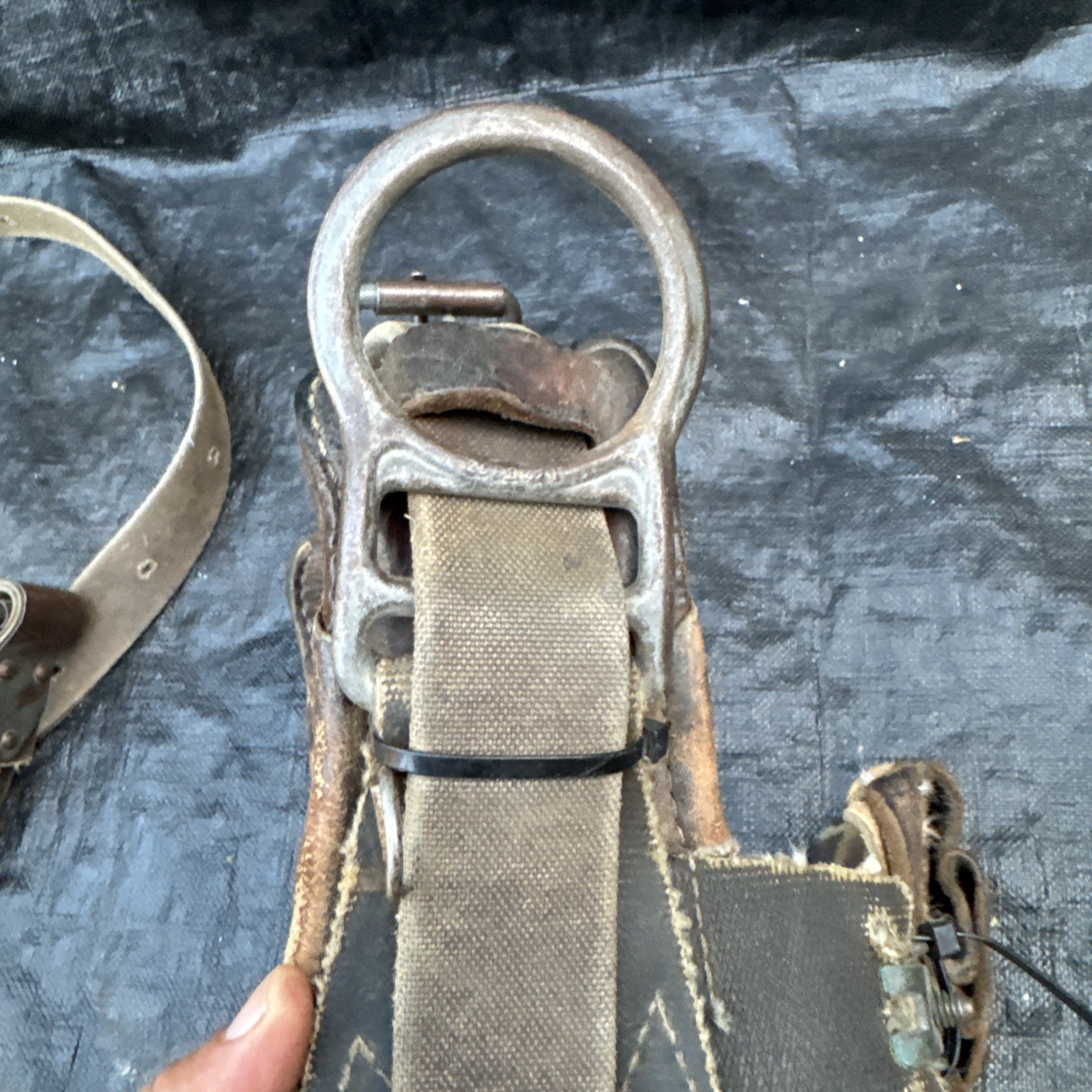 Klein Tools 5266N20 Lineman Belt Size 37 To 45