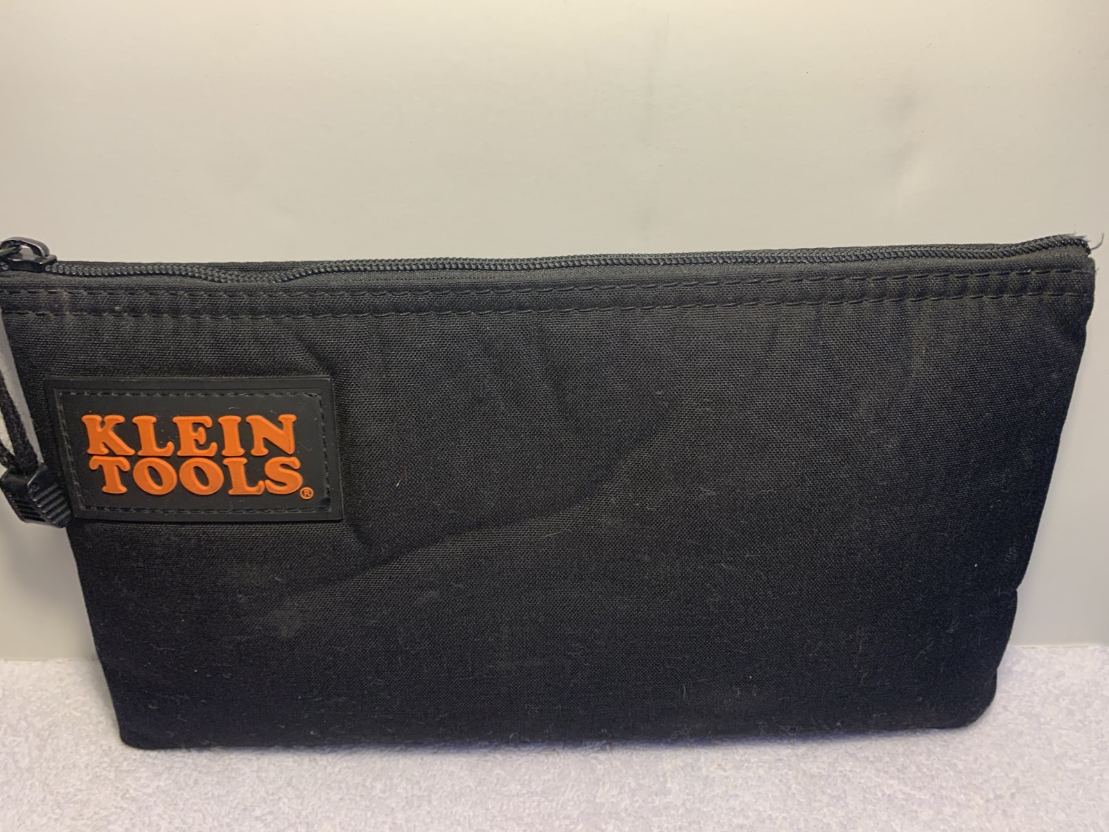 Klein Tools Black Canvas Zipper Tool Bag 5139PAD 12″x 7″ Lined