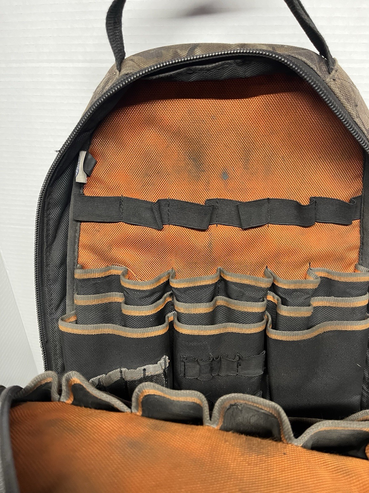 Klein Tools Camouflage Backpack Tool Bag Work Handyman Heavy Duty Tradesman READ