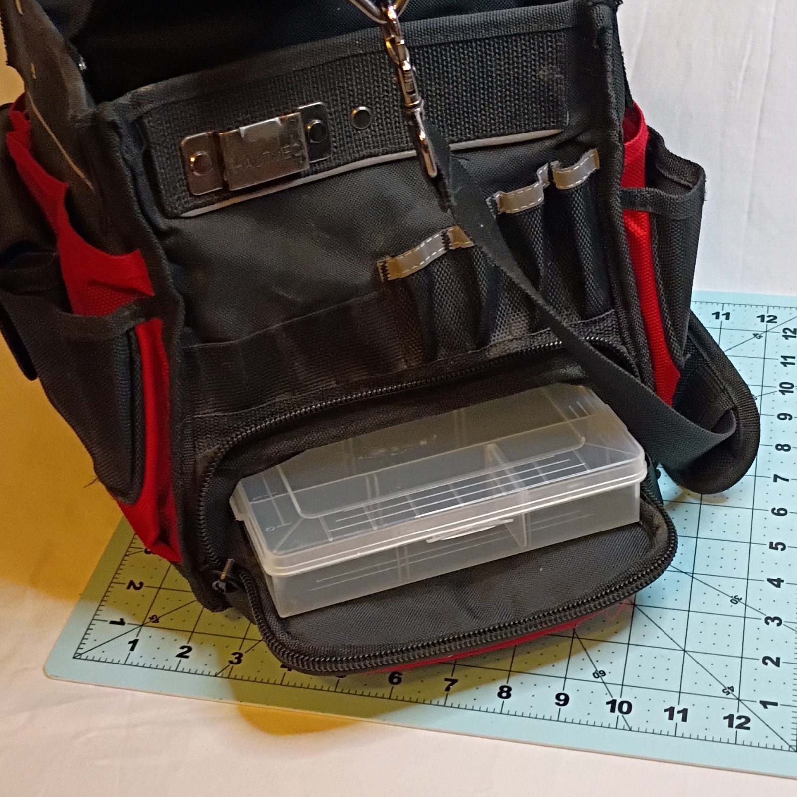 HAUTMEC 1680D Black/Red Polyester Tool Bag w/ Adjustable Shoulder Strap, 2pc