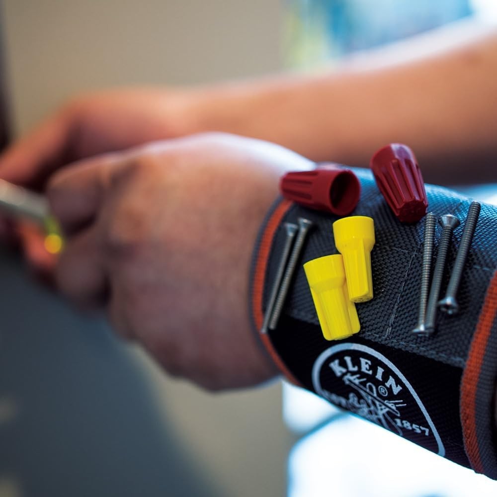 Klein Tools Pro Magnetic Wristband with Pockets