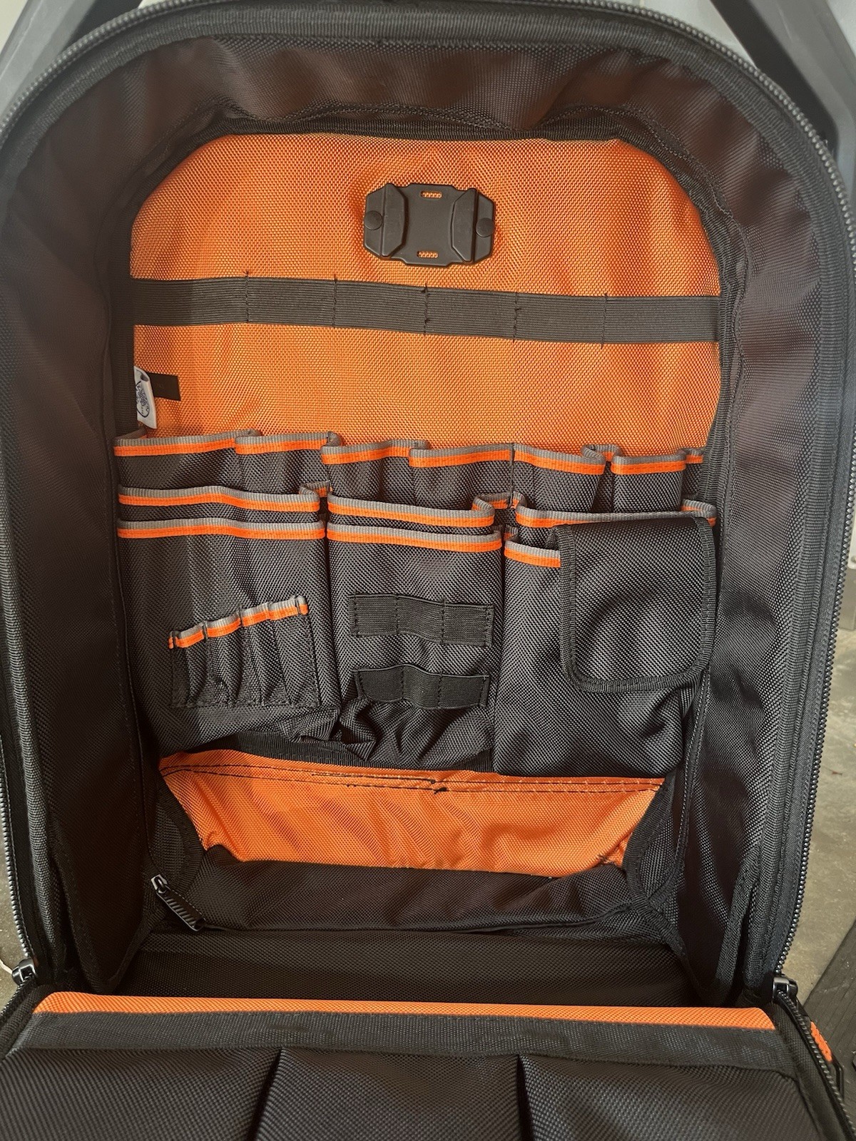 Klein Tools 55604 Rolling Tool Backpack
