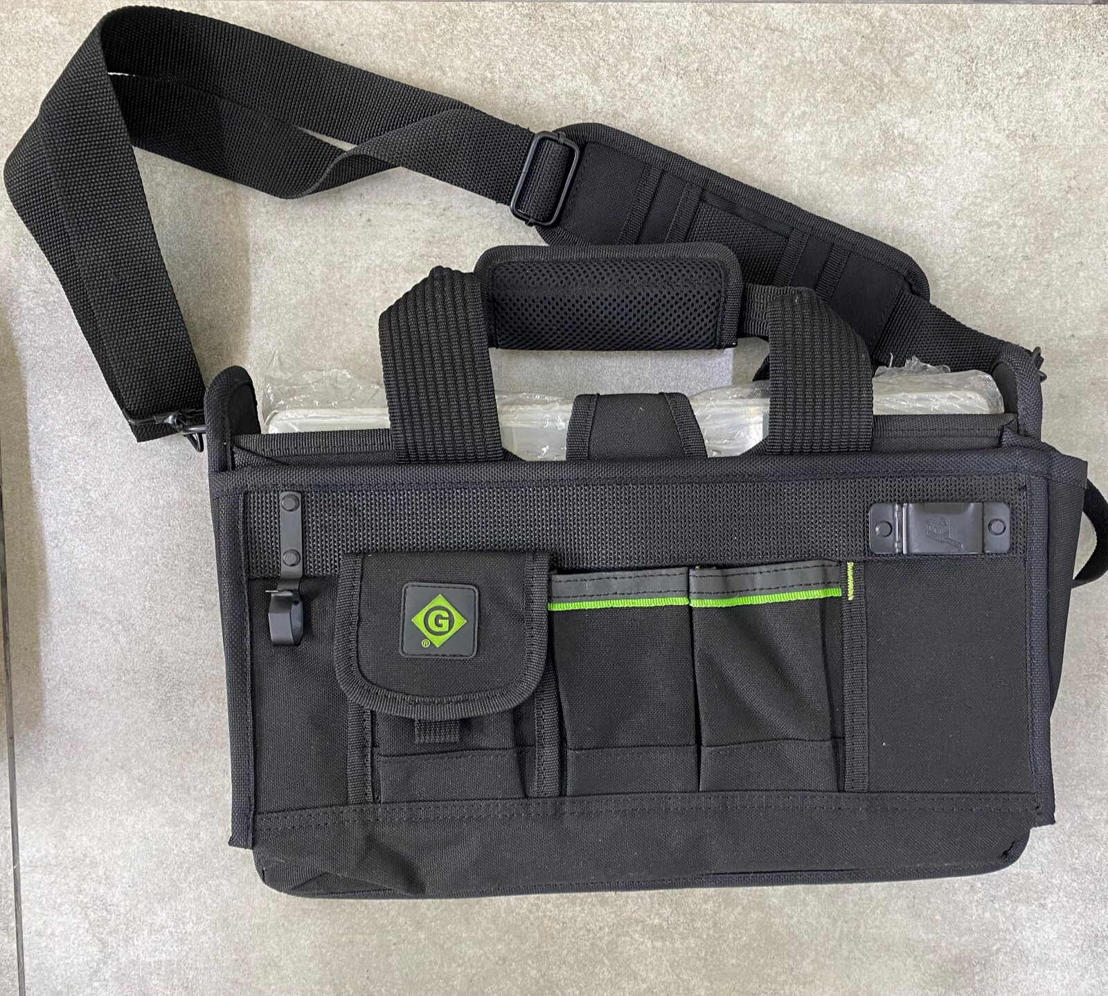 GREENLEE 0158-19 16″ Tool Carrier Bag with Parts Bin