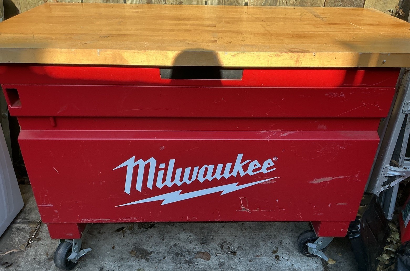 Milwaukee Electric lTool Mobile Tool Storage, Heavy Duty Metal & Wood Top