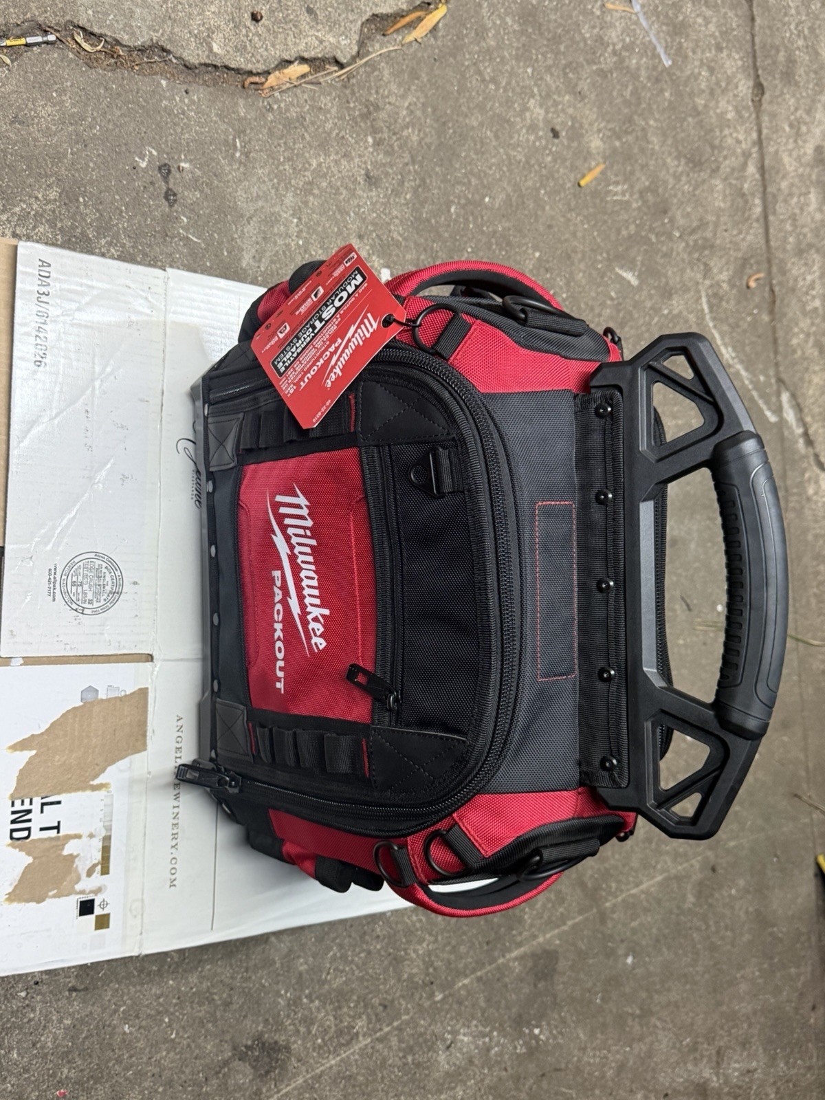 NEW Milwaukee Packout 15″ Tear-Resistant Durable Structured Tool Bag, 48-22-8316