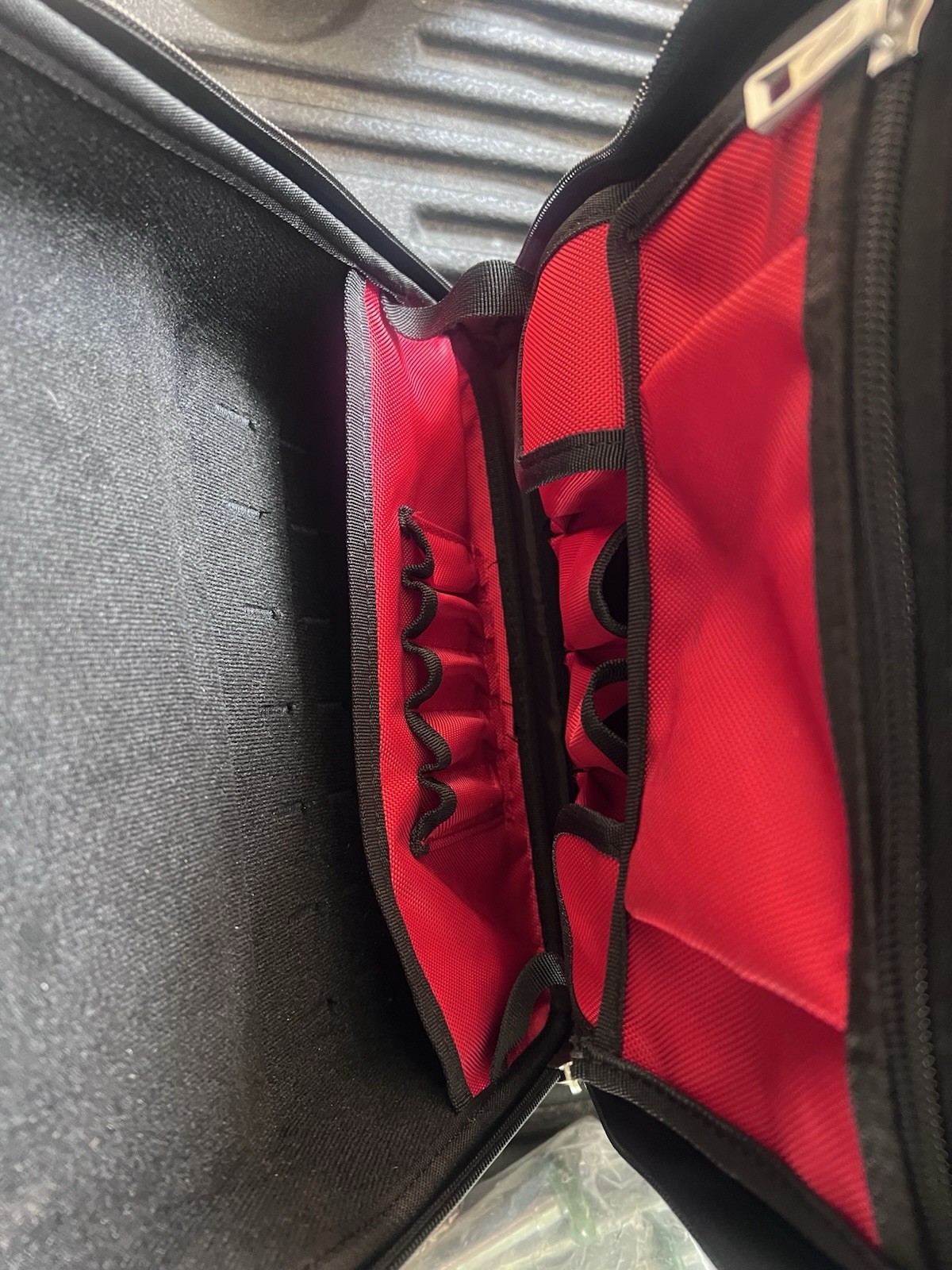 Milwaukee 48-22-8301 48-Pocket Tear-Resistant PACKOUT Modular Storage Backpack