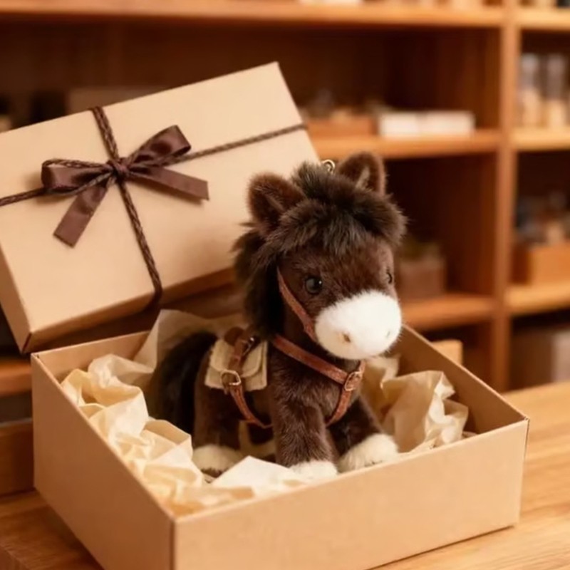 Elegant Furry Small Horse Key Supervisor With Treated Metal For Everyday Use