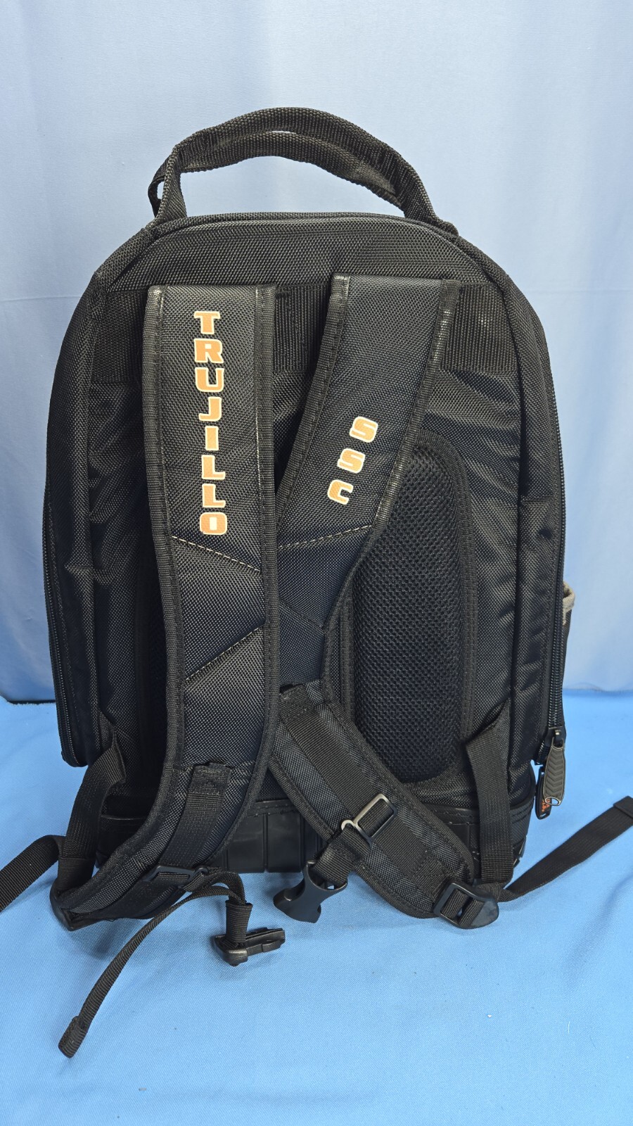 Klein Tools 55421BP-14 Tool Bag Backpack, Heavy Duty Tradesman Pro Tool Organize