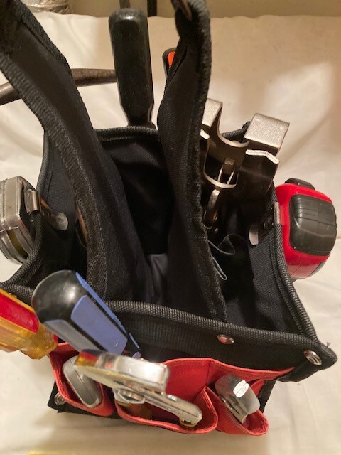 NEW (OPEN BOX) NYLON 20+ POCKET MULTI TOOL CARRIER / TOOL BAG WITH STRAP