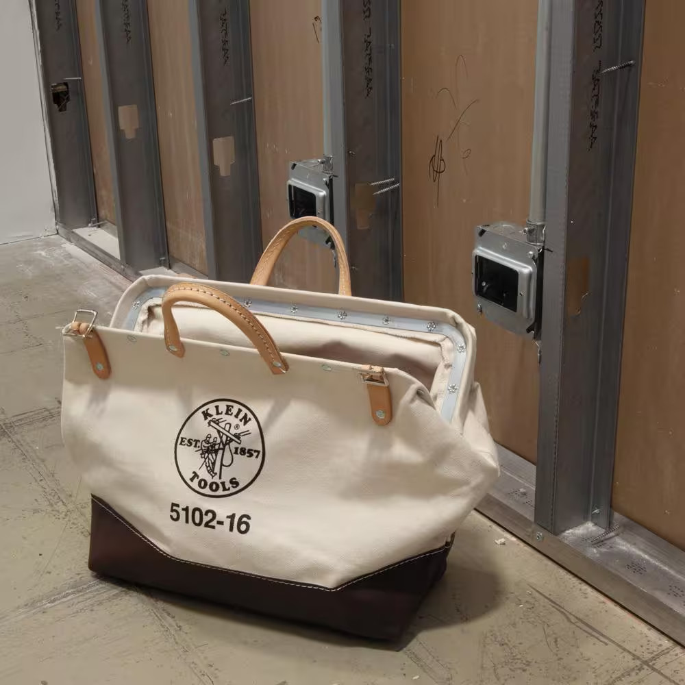 16 In. Canvas Tool Bag