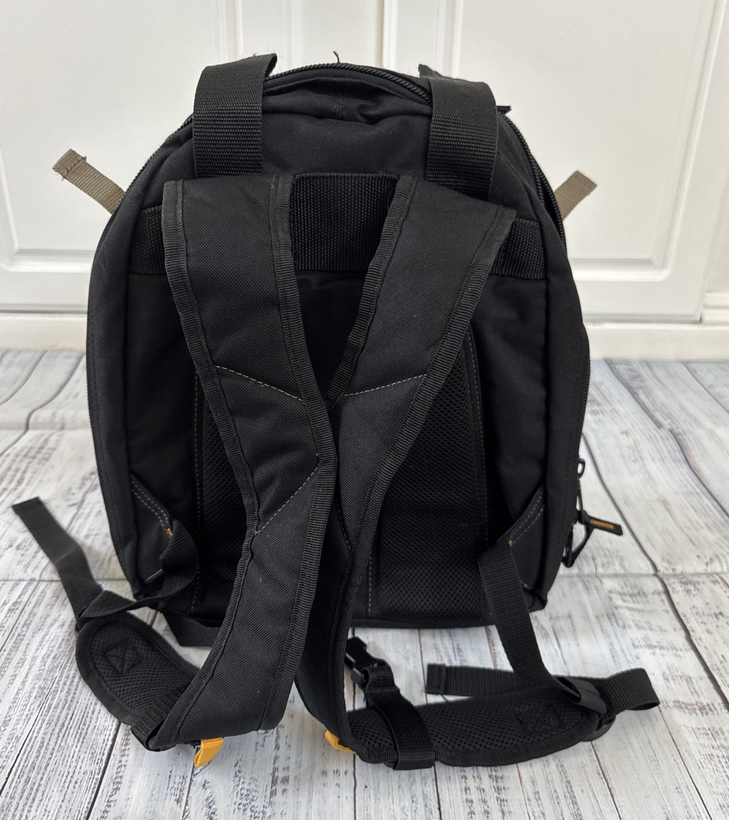 CLC Custom LeatherCraft 1134 Tool Backpack Work Bag 48 Pocket Work Gear