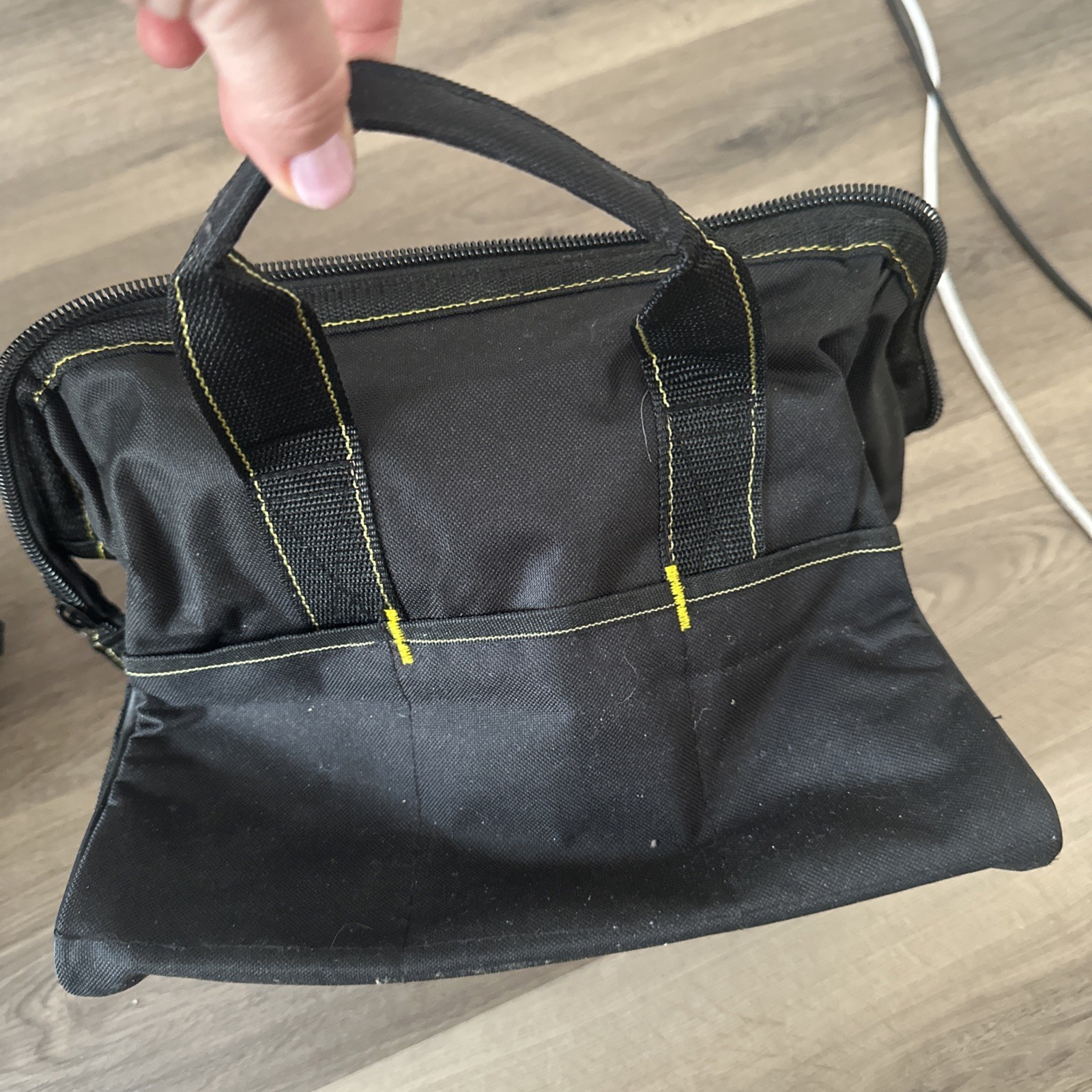 Voyager 12in Tool Bag – 21 pockets – 25 Lb. Capacity BLACK NWT