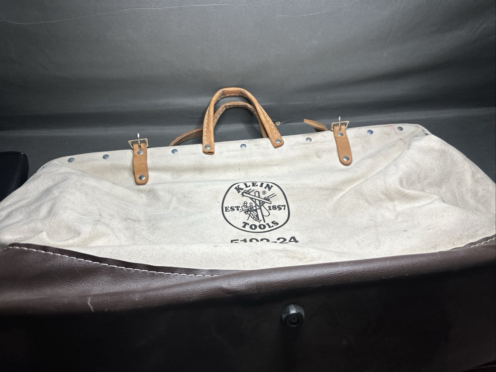 Klein Tools Bag 5102-24 Heavy Canvas 24″ Lineman Storage Tote Vintage