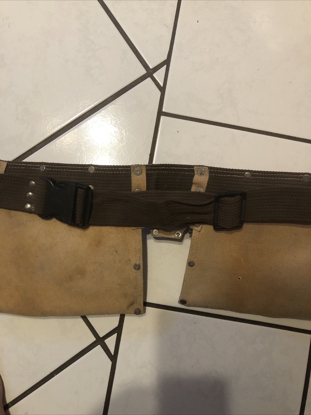 Leather Carpenter Tool Belt Unbranded Heavy Duty USA Made 7 Pockets Adjustable