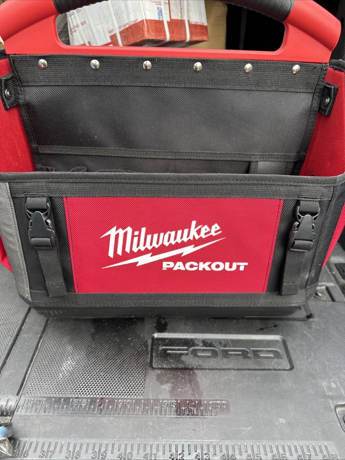 Milwaukee Tools 48-22-8315 PACKOUT 15 in Storage Tote