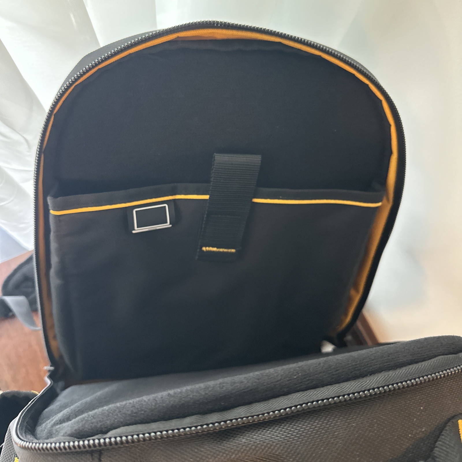 DEWALT DWST560102 Tool Backpack, Durable Water-Resistant Storage & Organization
