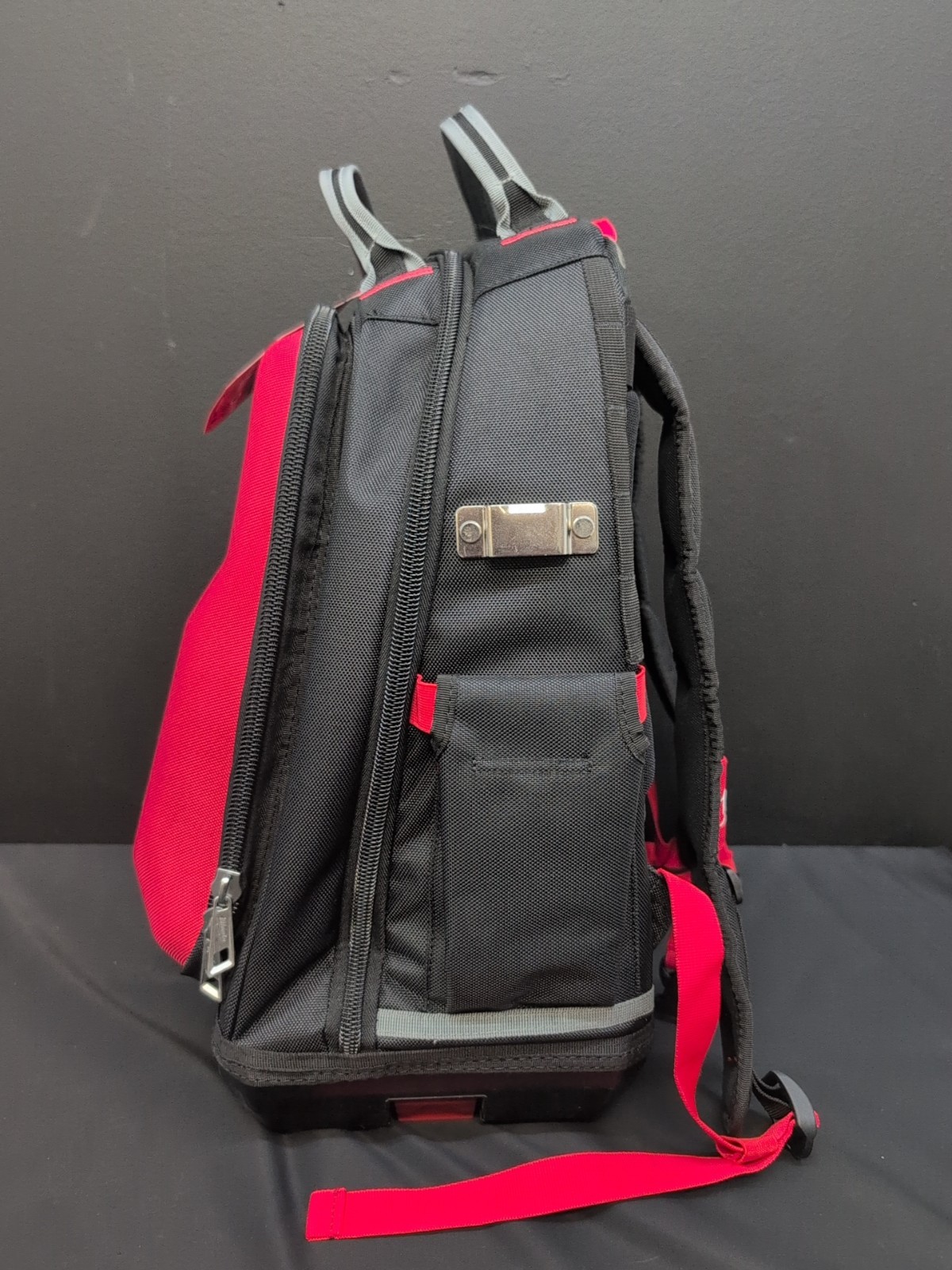Milwaukee 48 Pocket Tear-Resistant Packout Modular Storage Backpack 48-22-8301
