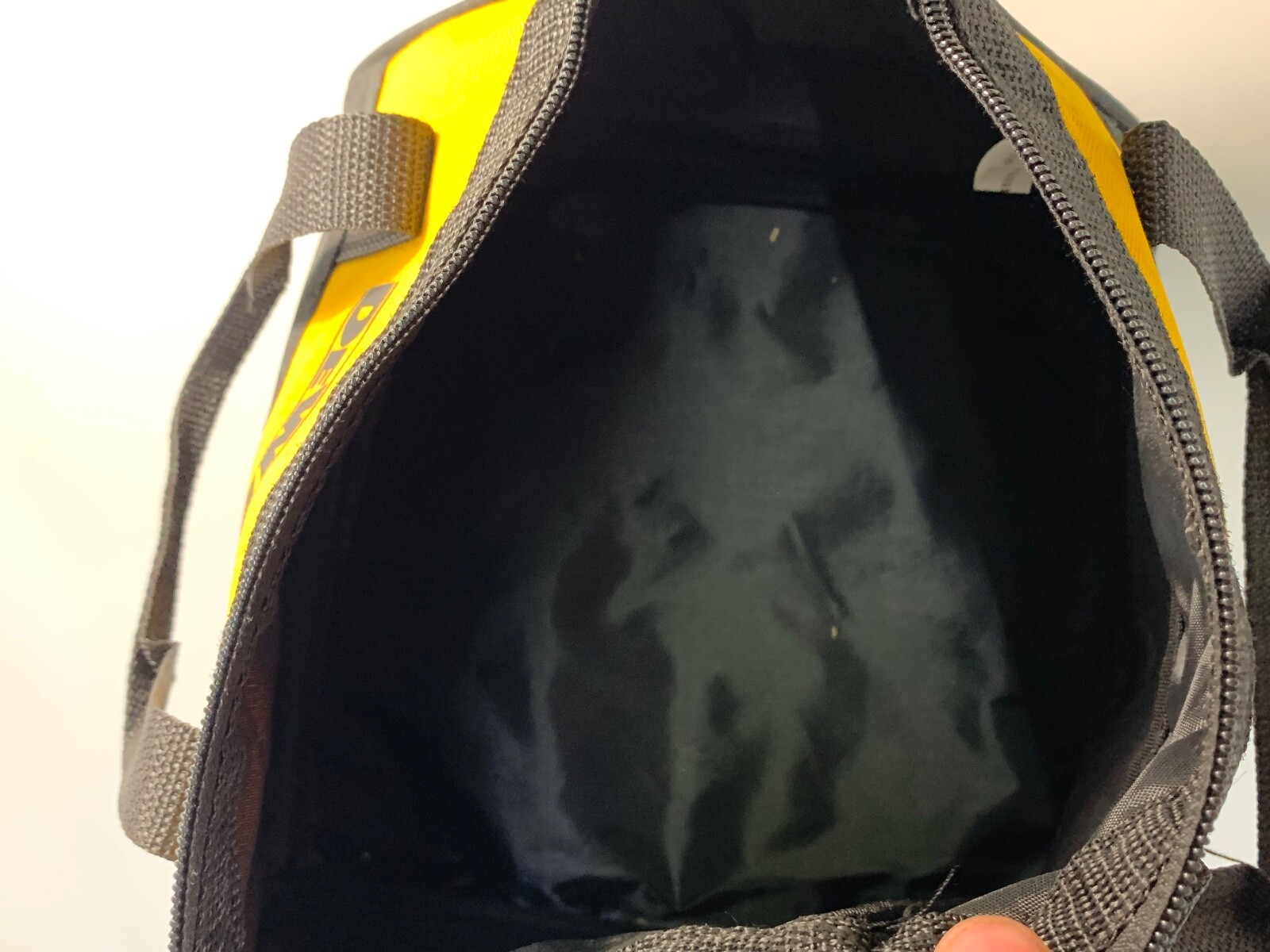 DeWalt 9.5″ x 8″ Tall Small Canvas Tool Bag