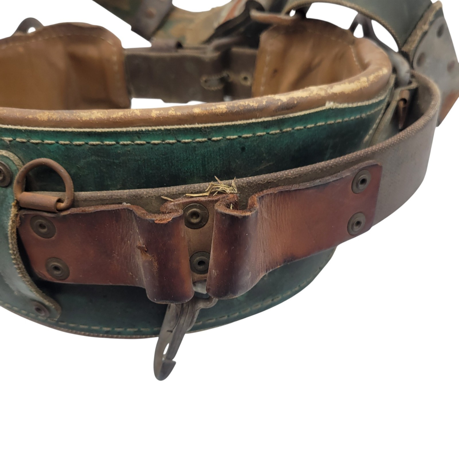 Klein Tools 5266N-22D Semi-Floating Body Belt Style 5266N 22-Inch Size 38-46 USE
