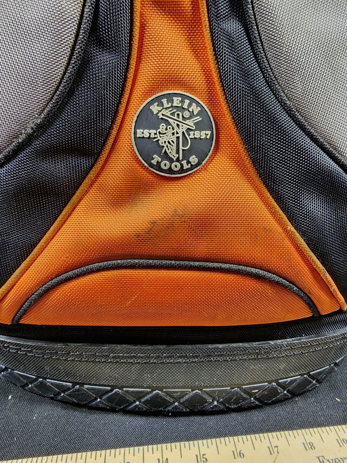 Klein Tools Heavy-Duty Tradesman Pro Tool Backpack Organizer Black/Orange Used