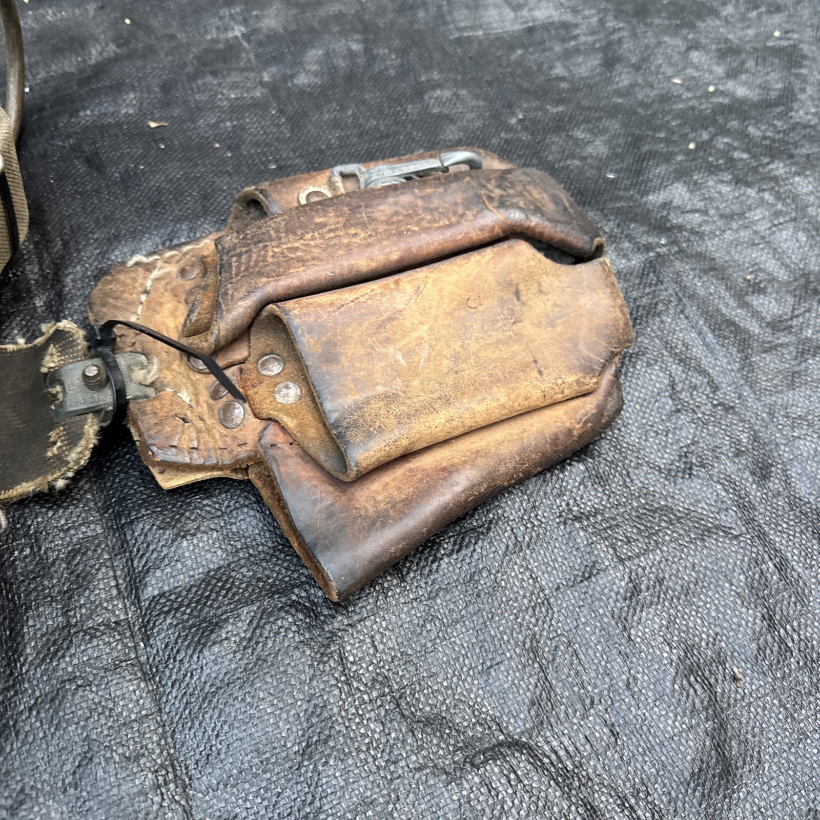 Klein Tools 5266N20 Lineman Belt Size 37 To 45
