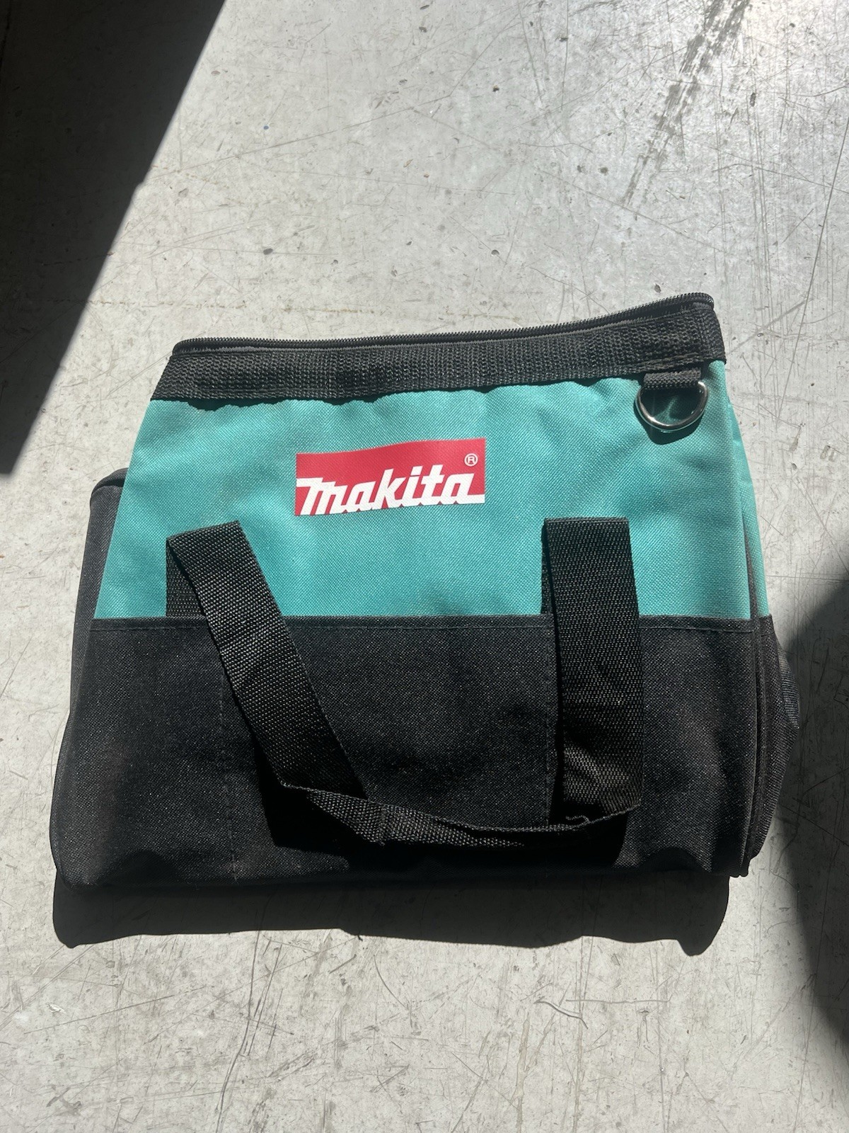 Makita 831253-8 Contractor Tool Bag, 14″X11”X9”