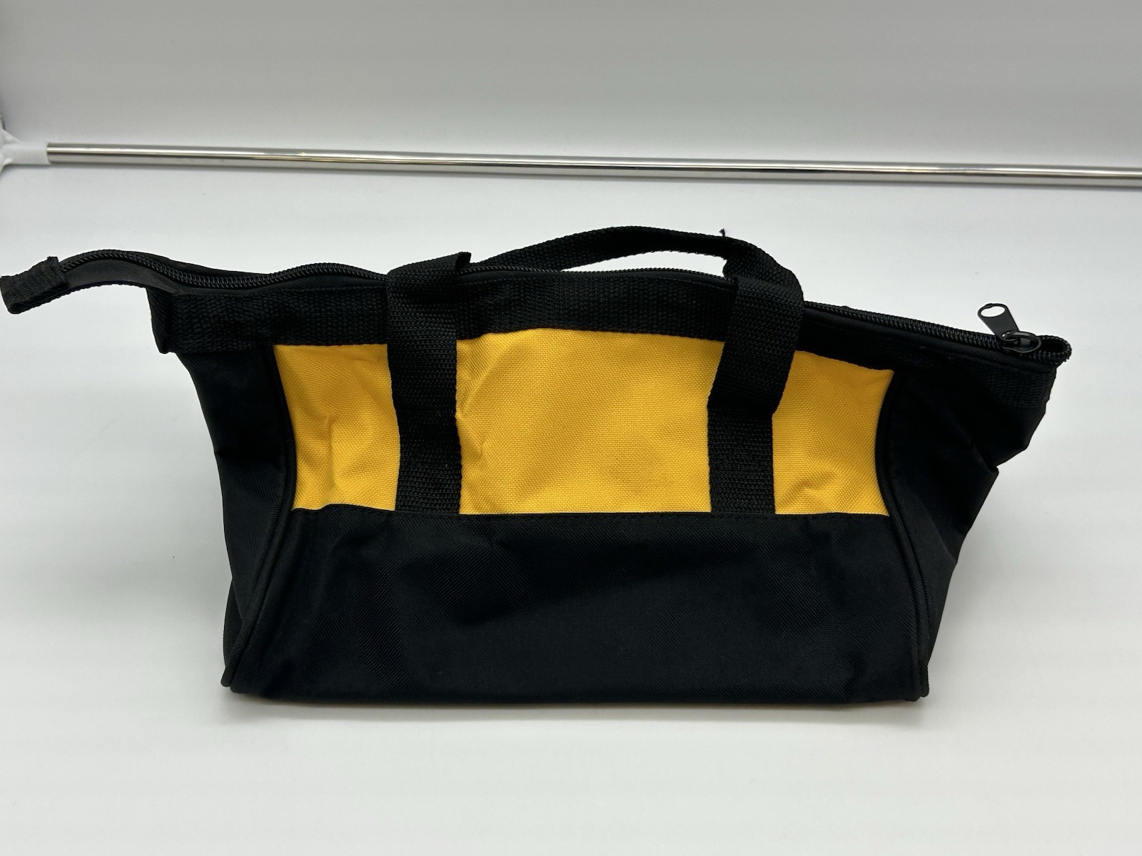Qty (2) New DEWALT 11”X 9”X 7″ Heavy Duty Nylon Small Tool Bag Totes