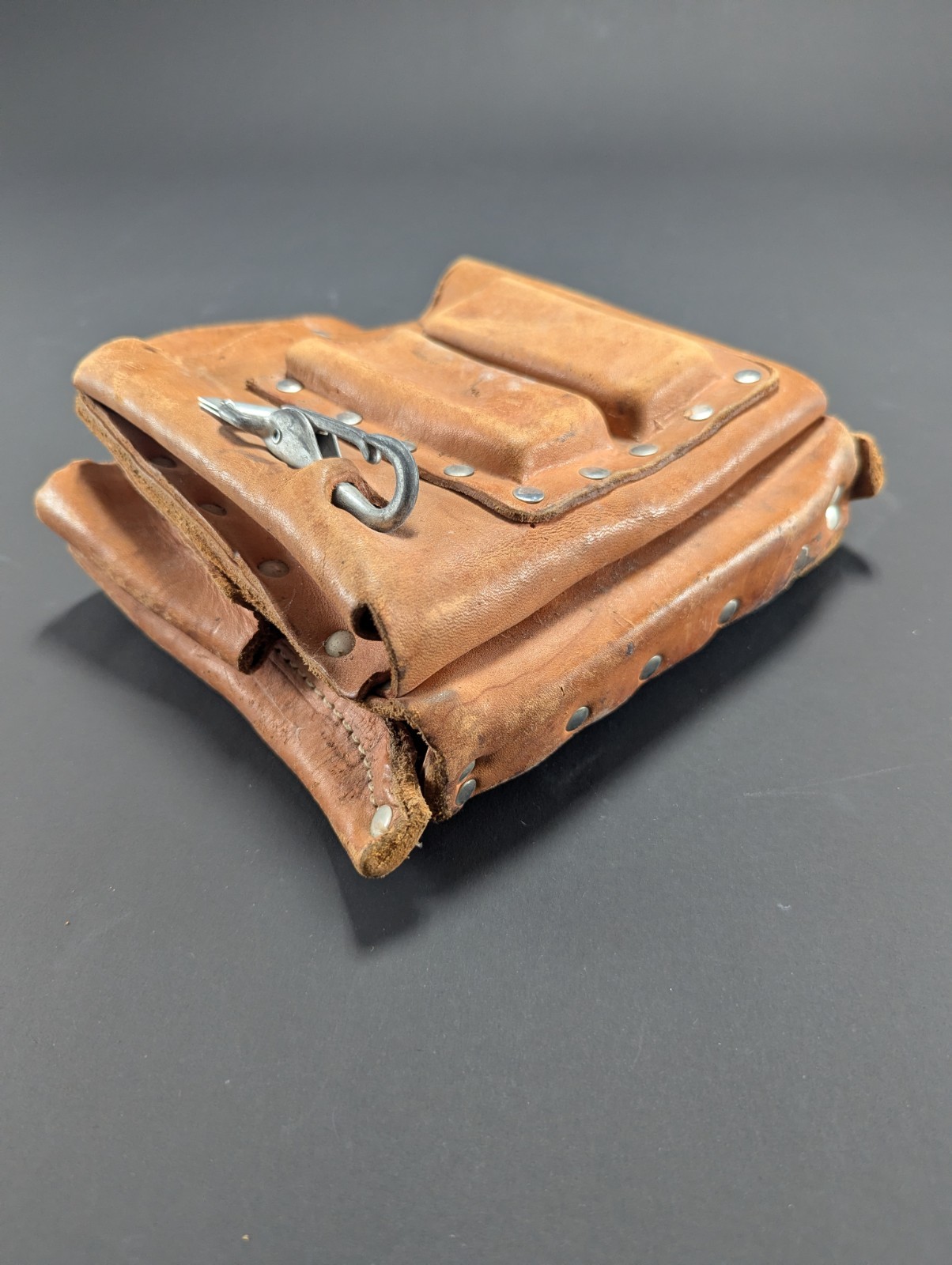 Klein Tools 5165 10 Pocket Tan Leather Tool Pouch Electrician lineman’s pouch