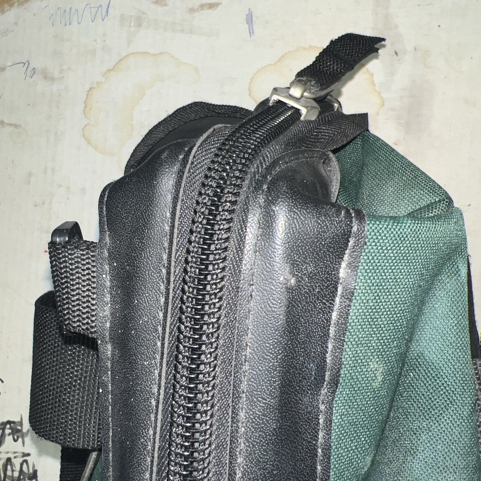 Vintage Craftsman Green & Black Canvas Wide Mouth Pockets Zipper Tool Bag
