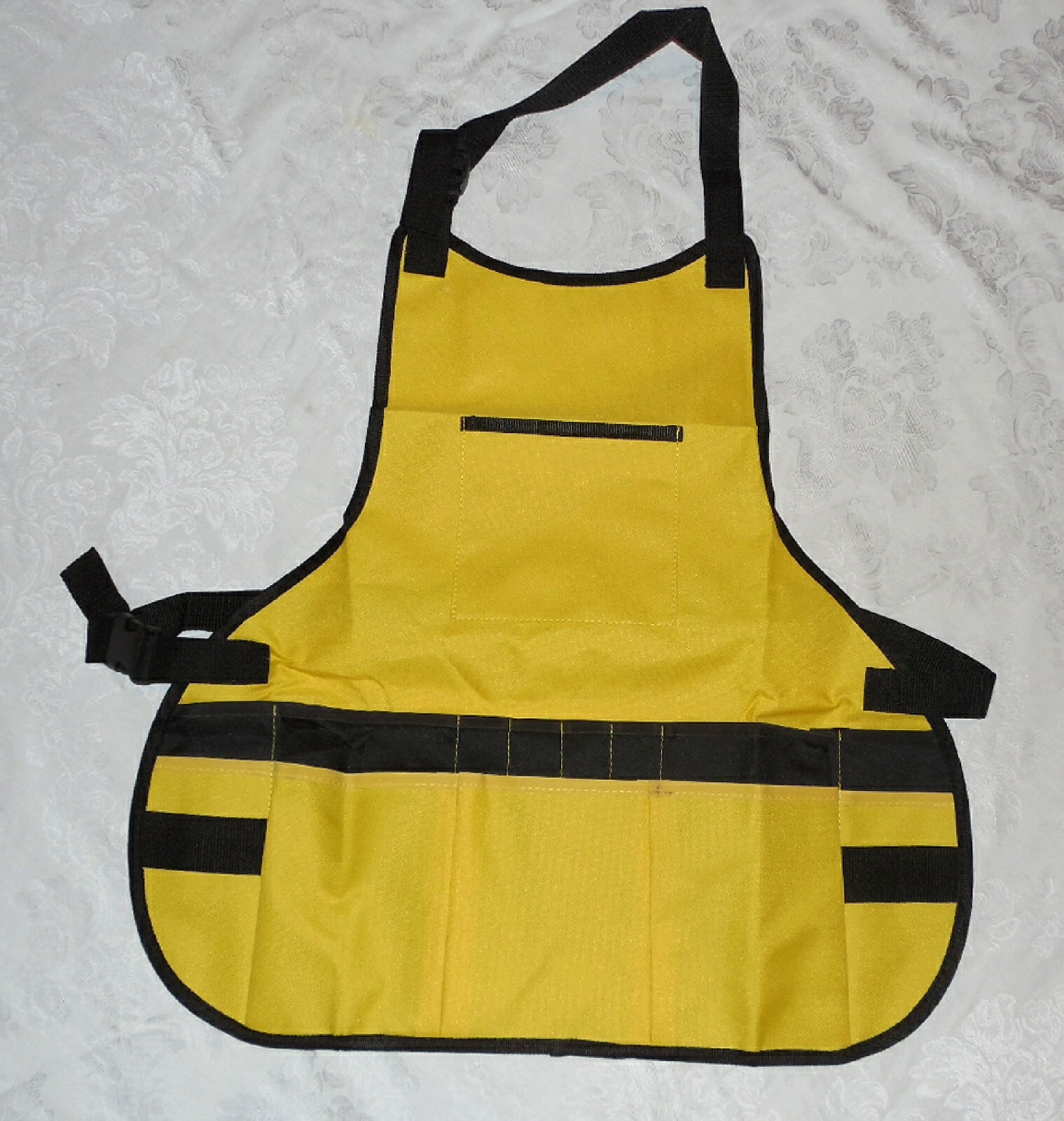 New Oxford Canvas Yellow & Black Heavy Duty Tool Apron 13 pockets buckle 21″ 22″
