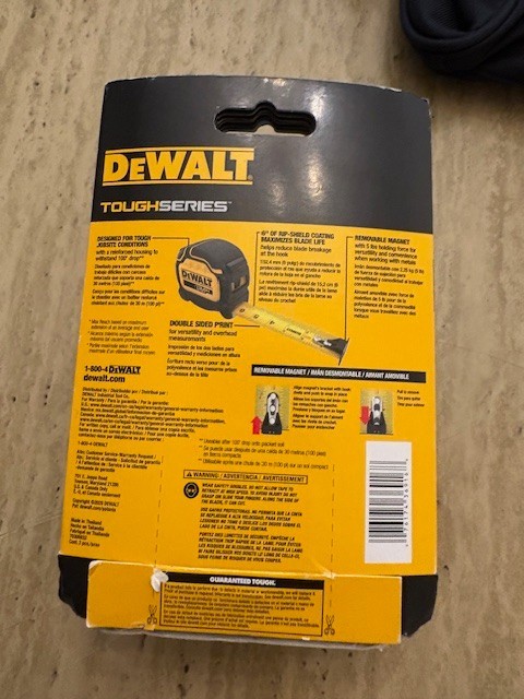 DEWALT BAG, MEASUREMENT TAPE & 6-1/2″ BLADE