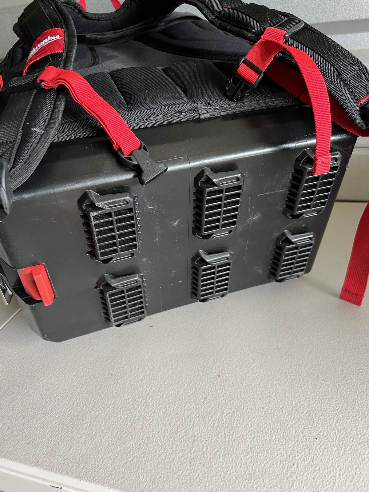 Milwaukee 48-Pocket Tear-Resistant PACKOUT Modular Storage Backpack NEEDS REPAIR