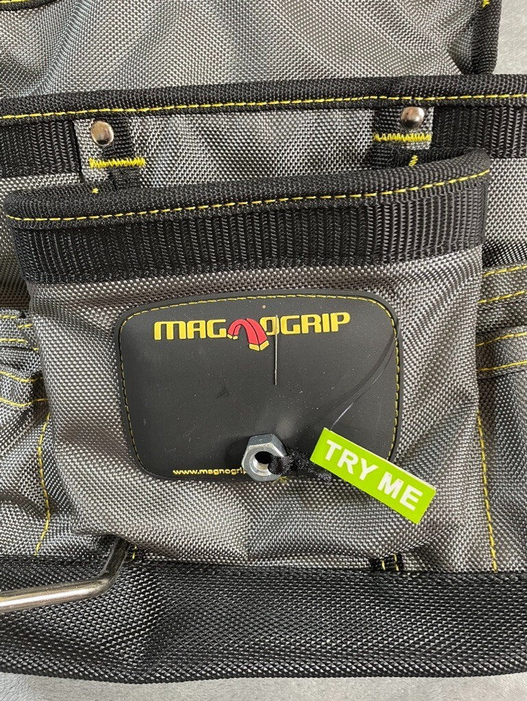 Magno Grip Tool Storage 12 in. 10-Pocket Magnetic Tool Pouch No Belt