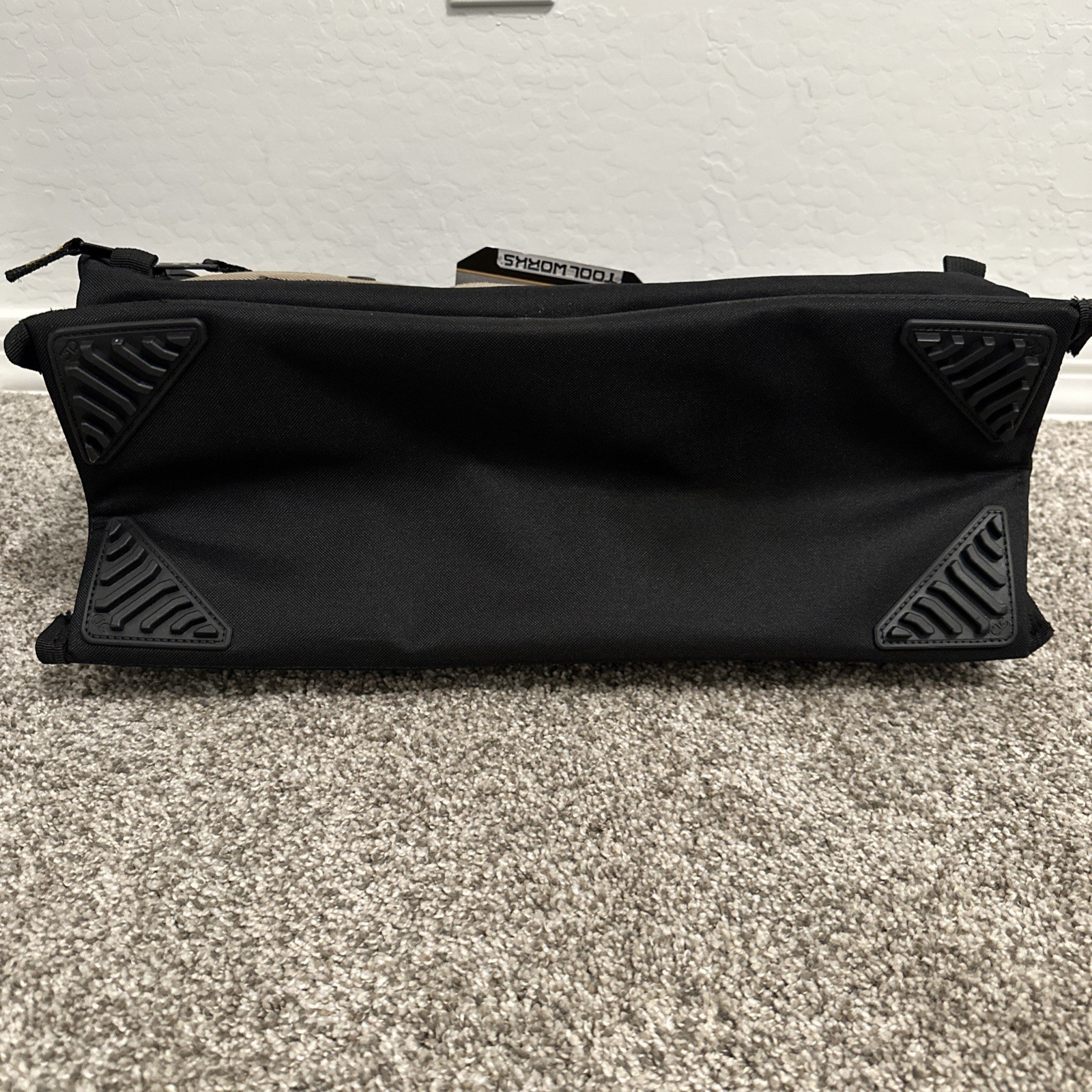 CLC 1539 50 Pocket Large 18″ Multi-Compartment Tool Bag Carrier Shoulder Strap