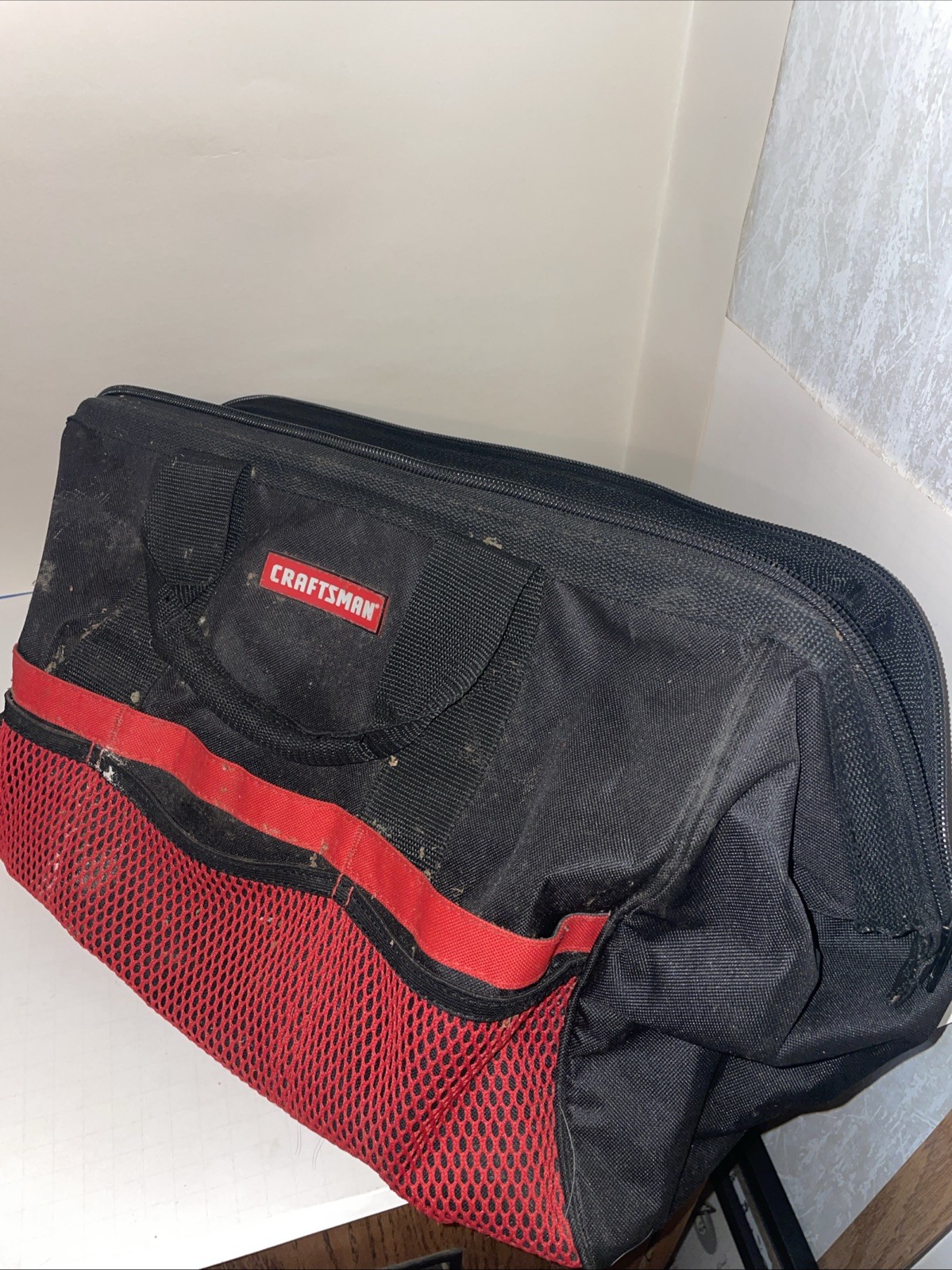 Craftsman 37537 Tool Bag Canvas Zipper Tote 18″ x 11″x12″ Black/Red – Pre owned