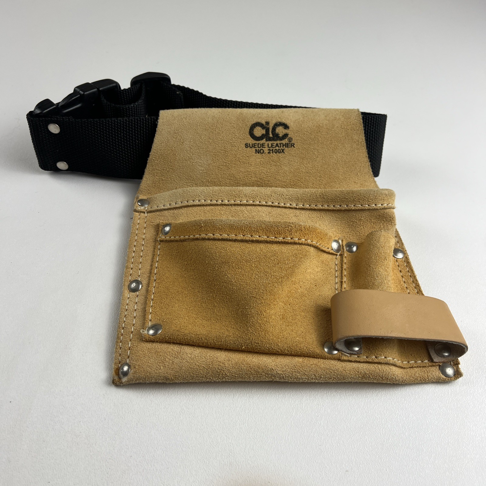 CLC custom leathercraft Suede Tool Bag & Poly Web Belt 3 Pocket Tan
