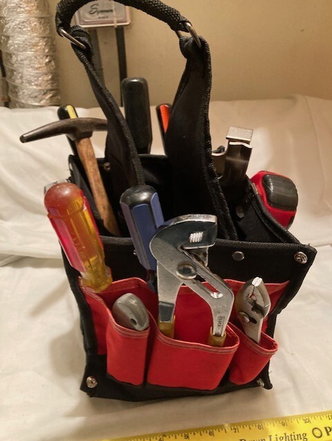 NEW (OPEN BOX) NYLON 20+ POCKET MULTI TOOL CARRIER / TOOL BAG WITH STRAP