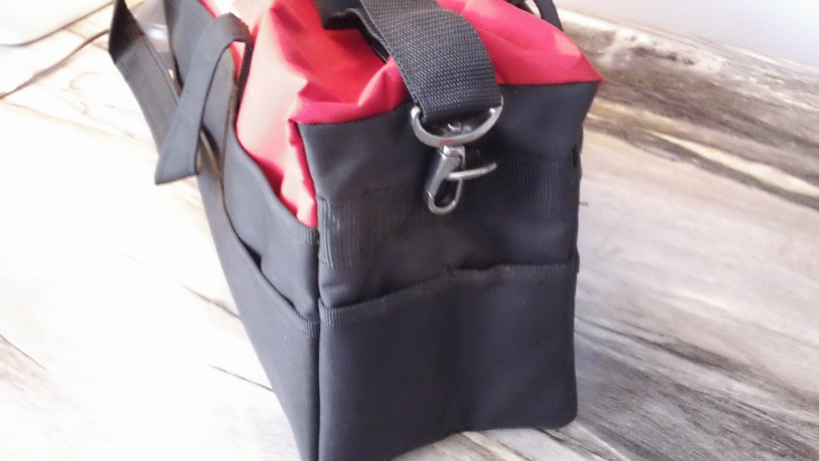 19.5 in. Husky Tool Bag with Adjustable Strap and Handles NWT