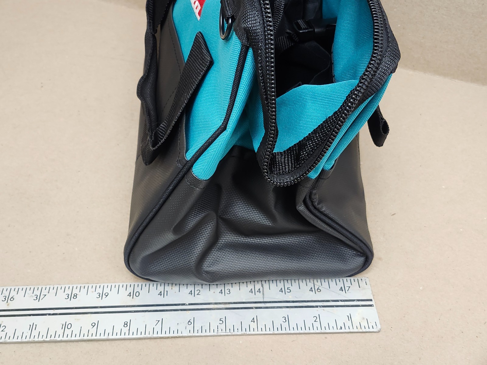 Makita 831253-8 Tool Bag, 14″X11”X9”