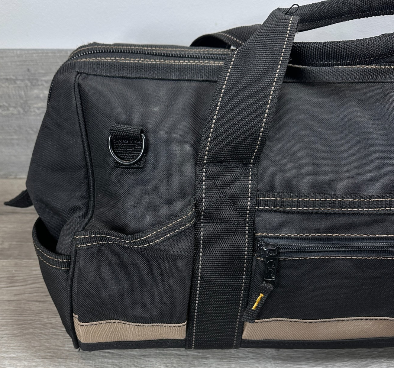 CLC Work Heavy Duty Tool Bag Black Polyester 23 Pockets No Strap 18″ x 11″ Zip