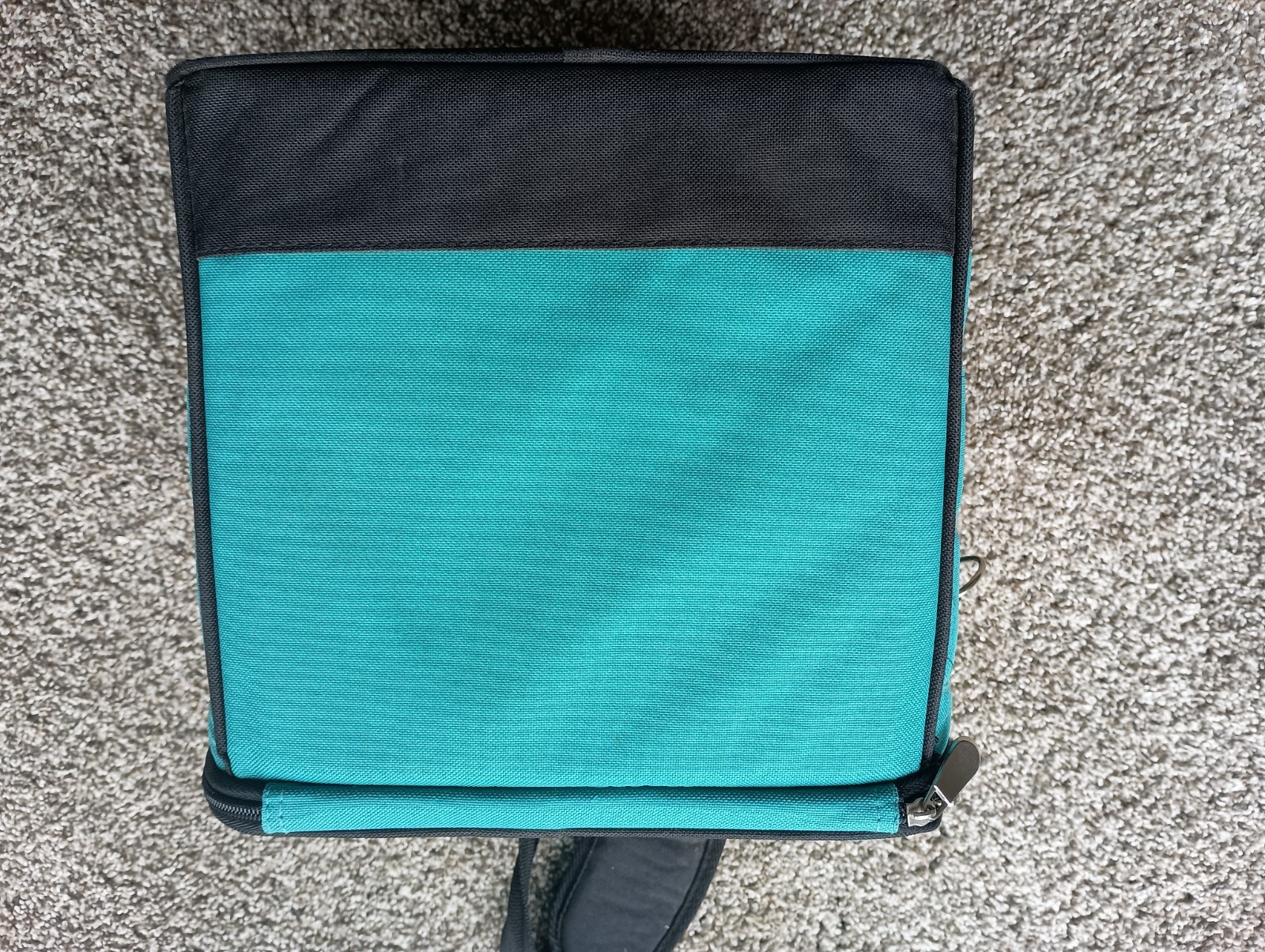 MAKITA LXT TOOL BAG WITH SHOULDER STRAP 3 Interior sections