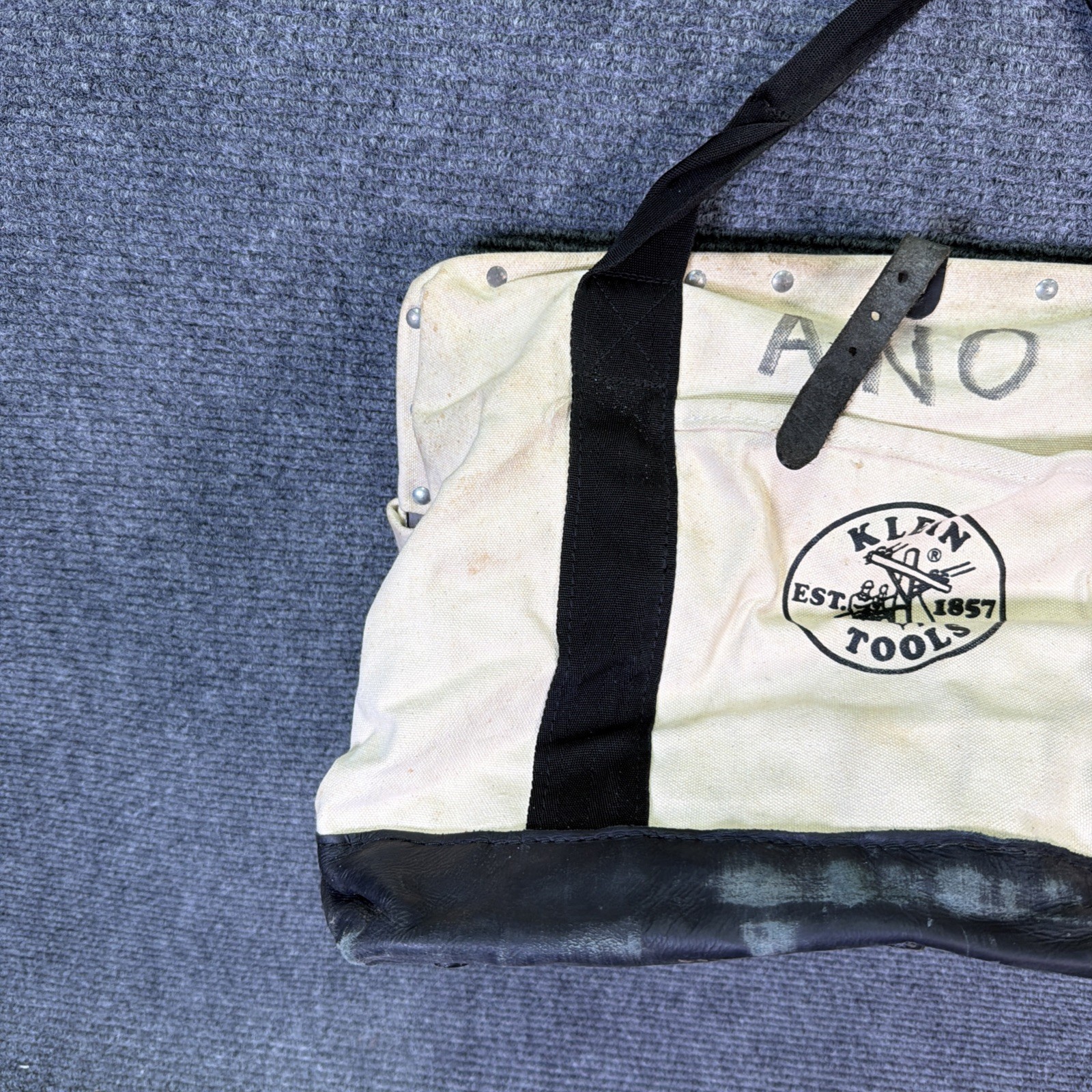 klein tools 5003-18 canvas bag Pre Owned Hard To Find