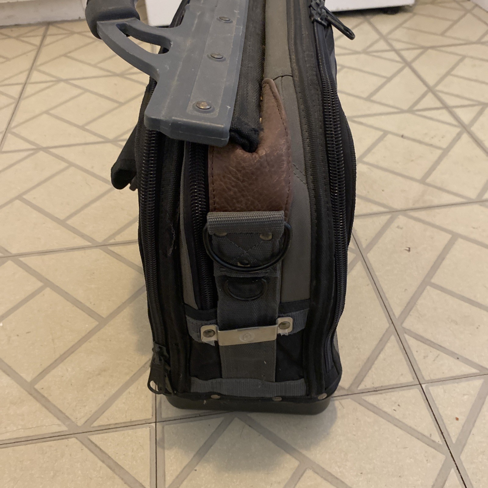 VETO PRO PAC LT , Missing Straps