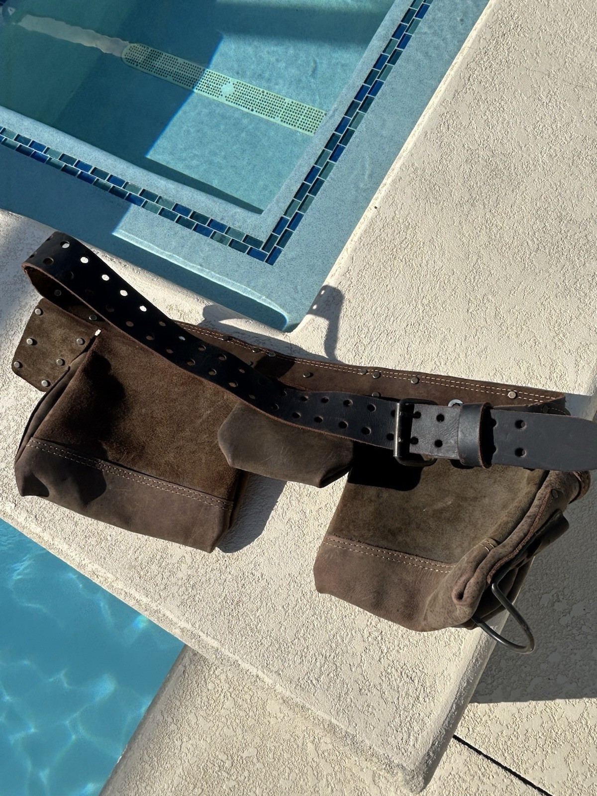 AWP Suede Leather Carpenters Tool Belt W/many Pouches & 2 Metal Hammer Loops Exc