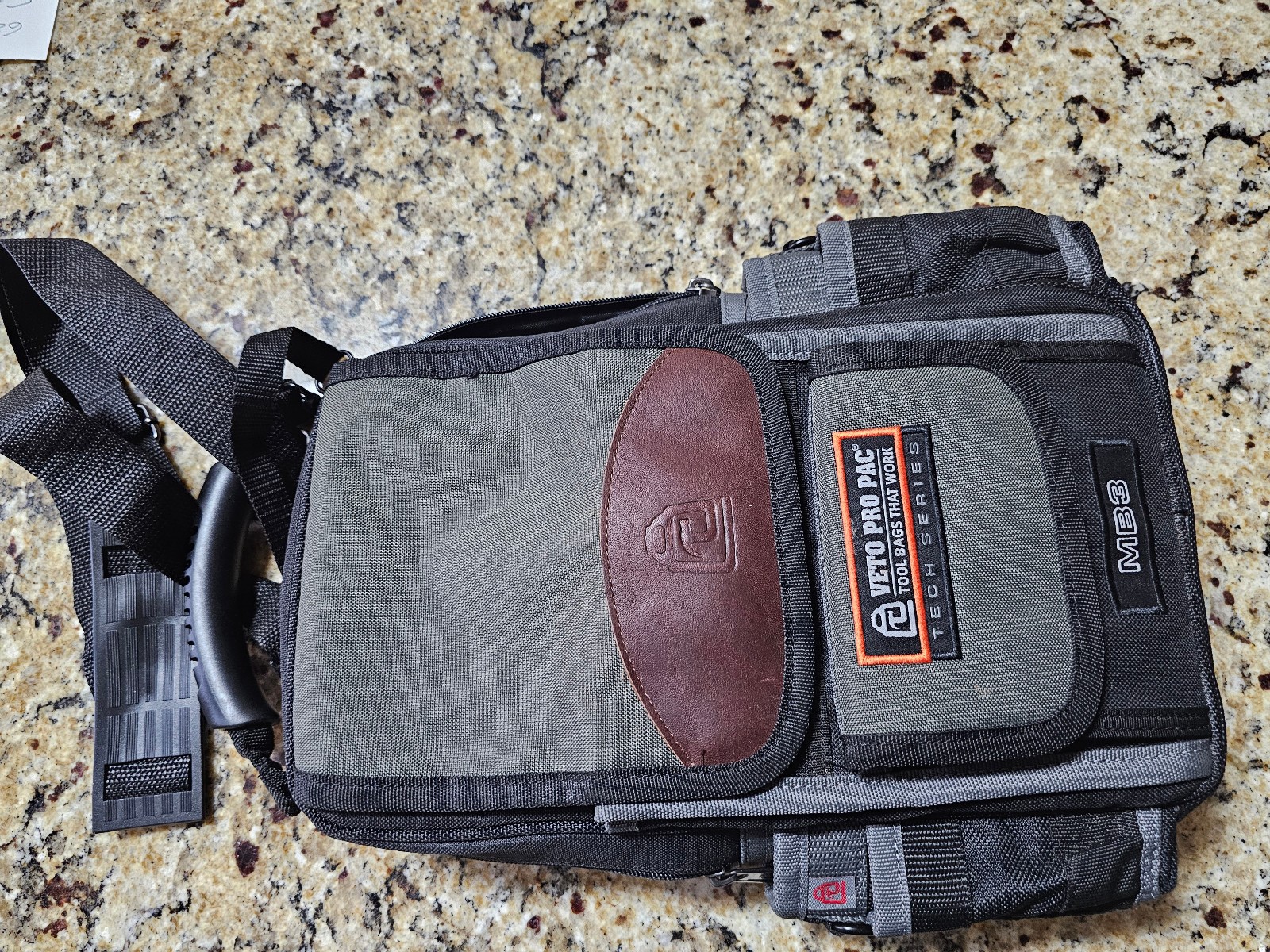 VETO PRO PAC Meter Bag – Black (MB3B)