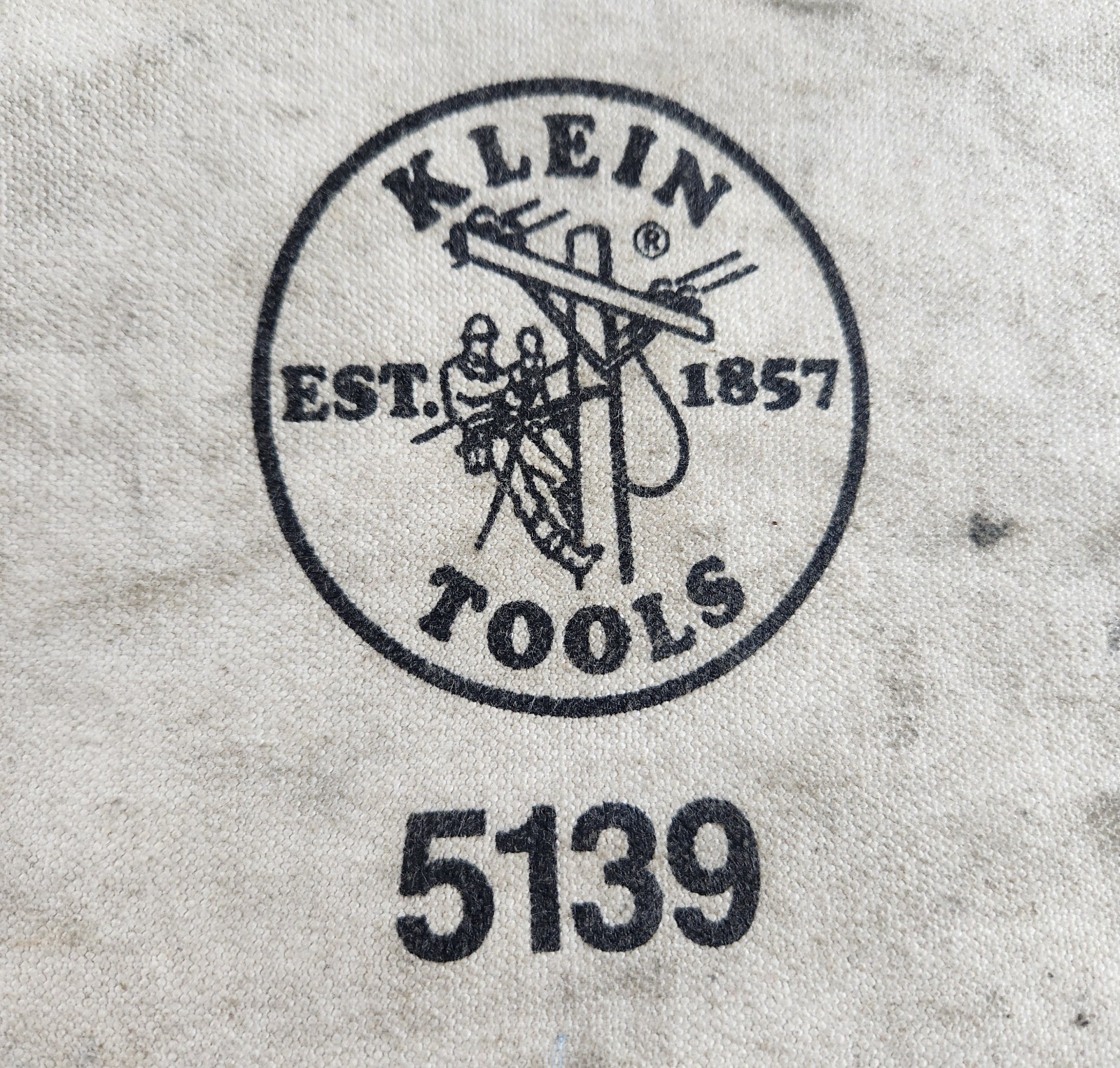 Pair Lot KLEIN TOOLS 5539LRED Canvas Bag and 5139 Pouch Tool Carry Used